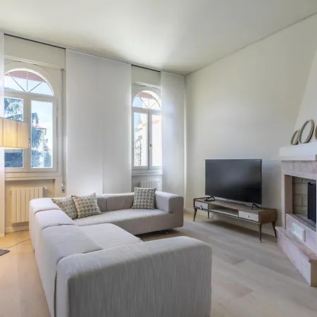 Liberty Lux House -